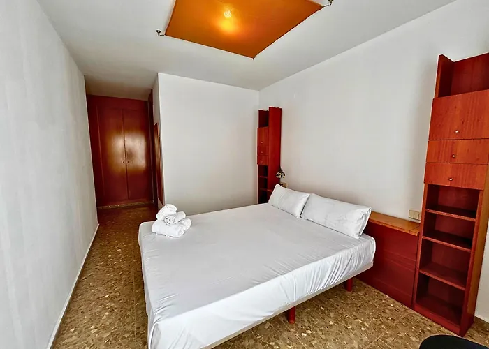 Travel Habitat Grau-ayora - Free Parking *