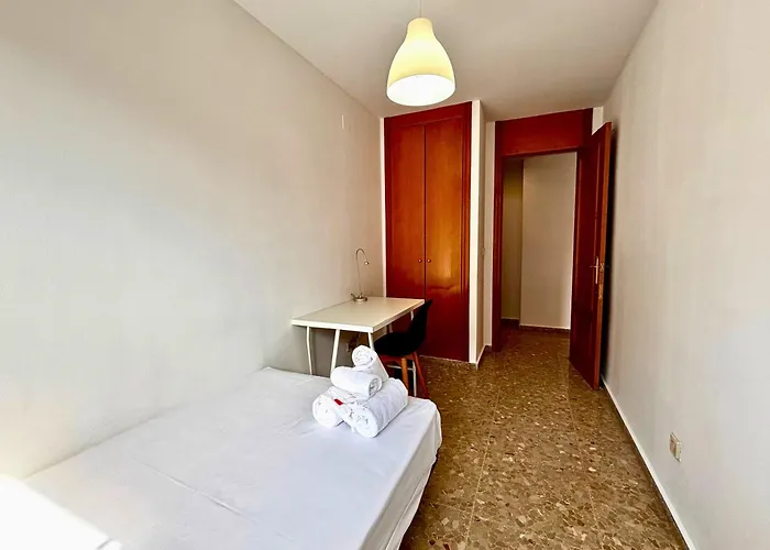 Travel Habitat Grau-ayora - Free Parking דירה